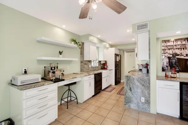 $2,900 | 149 Northwest 70th Street, Unit 214C, Boca Raton, FL 33487