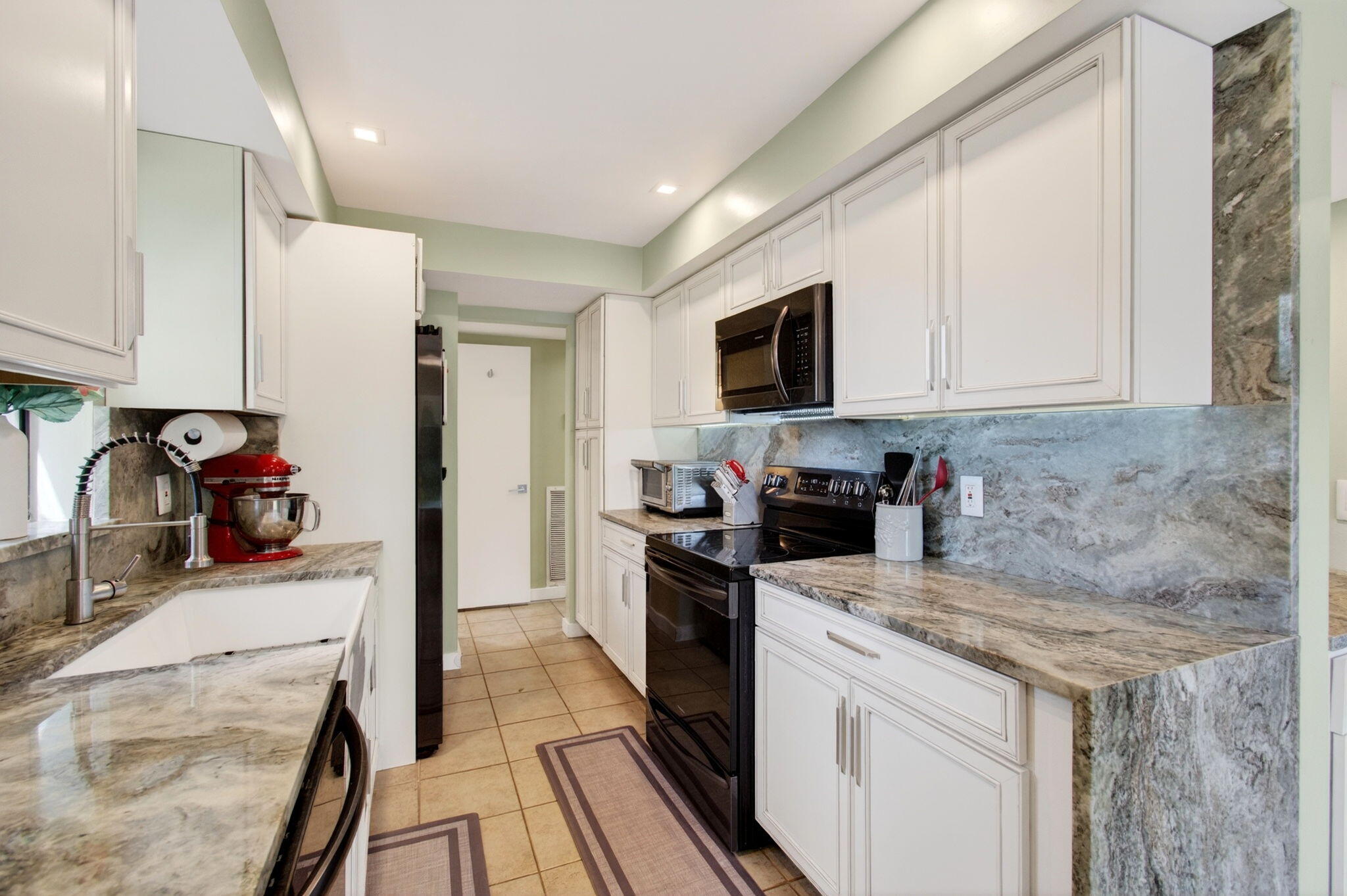 149 Northwest 70th Street, Unit 214C Boca Raton, FL 33487 - Photo 13 of 26 38-web-or-mls-DSC_6046