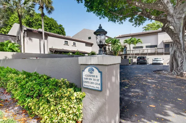 $2,900 | 149 Northwest 70th Street, Unit 214C, Boca Raton, FL 33487