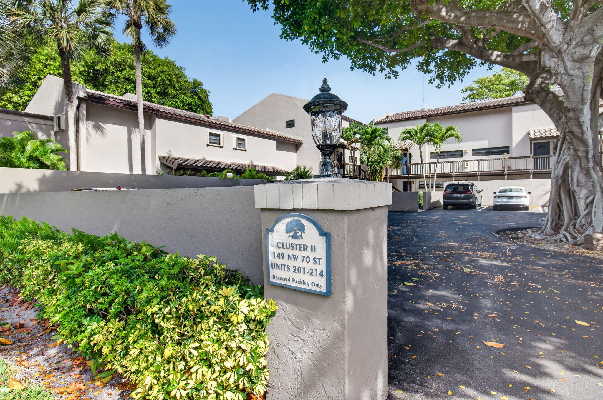 149 Northwest 70th Street, Unit 214C Boca Raton, FL 33487 - Photo 2 of 26 2-web-or-mls-DSC_5583