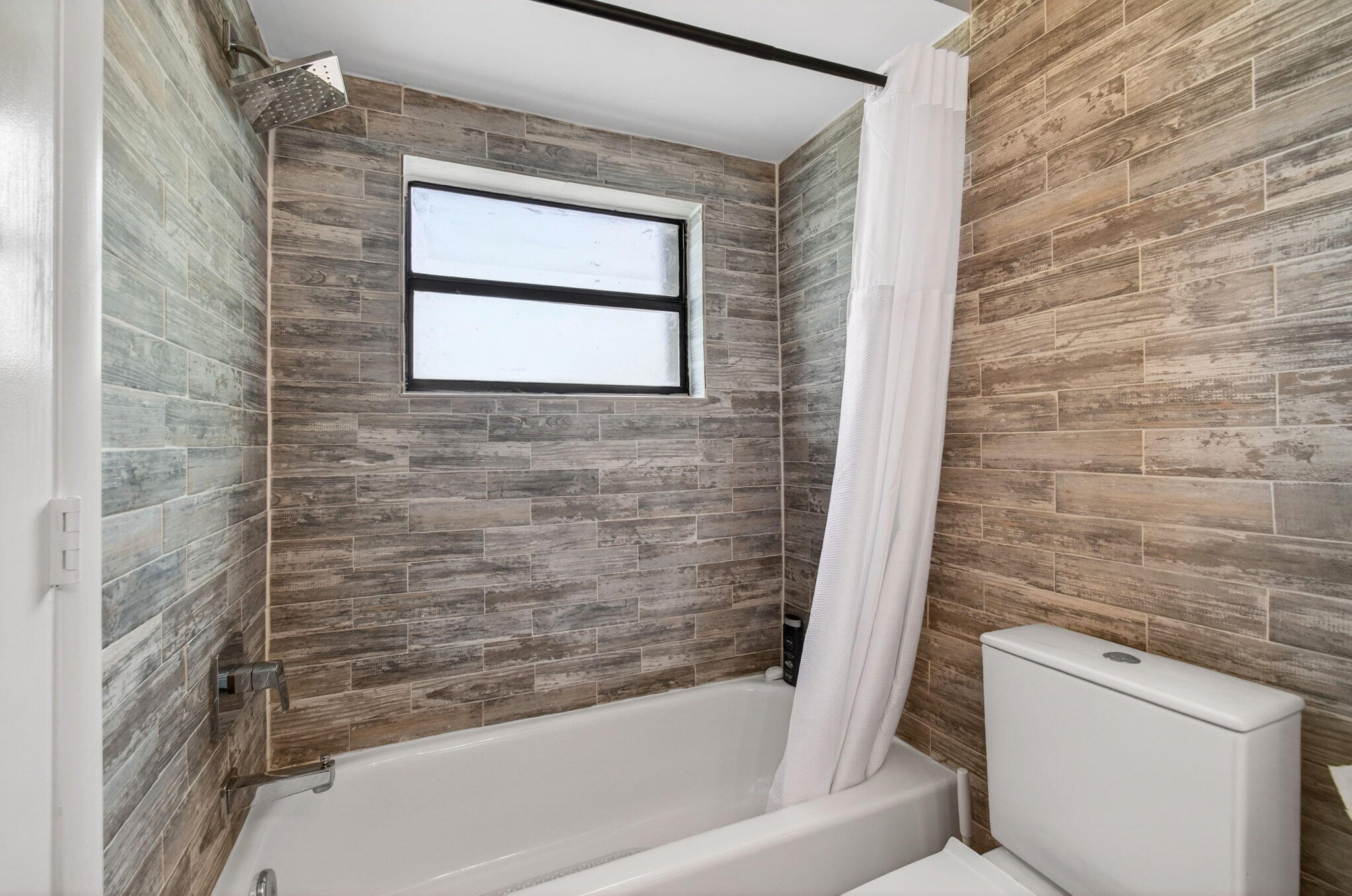 149 Northwest 70th Street, Unit 214C Boca Raton, FL 33487 - Photo 24 of 26 65-web-or-mls-DSC_5776