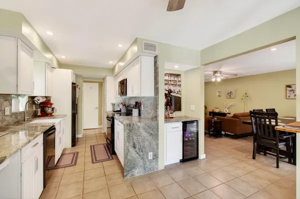 $2,900 | 149 Northwest 70th Street, Unit 214C, Boca Raton, FL 33487