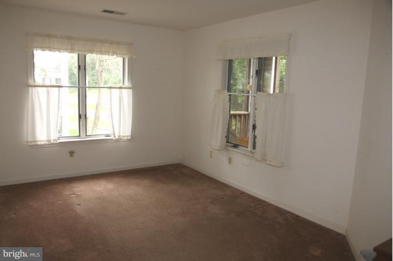 465 Pleasanton Road, Unit C22 Westminster, MD 21157 - Photo 5 of 19 Bedroom