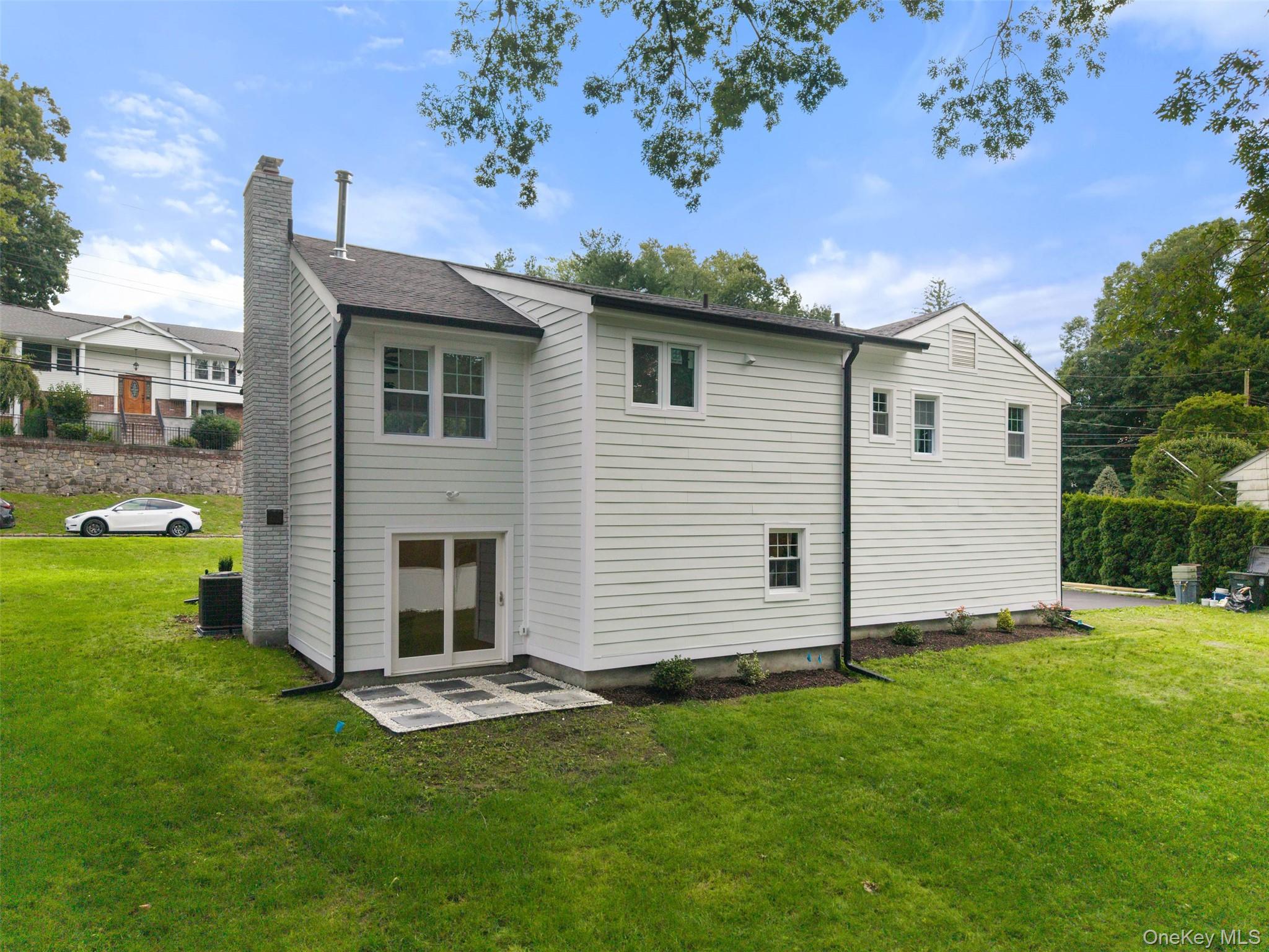 121 Duxbury Road Purchase, NY 10577 - Photo 30 of 35 Gallery Image 30