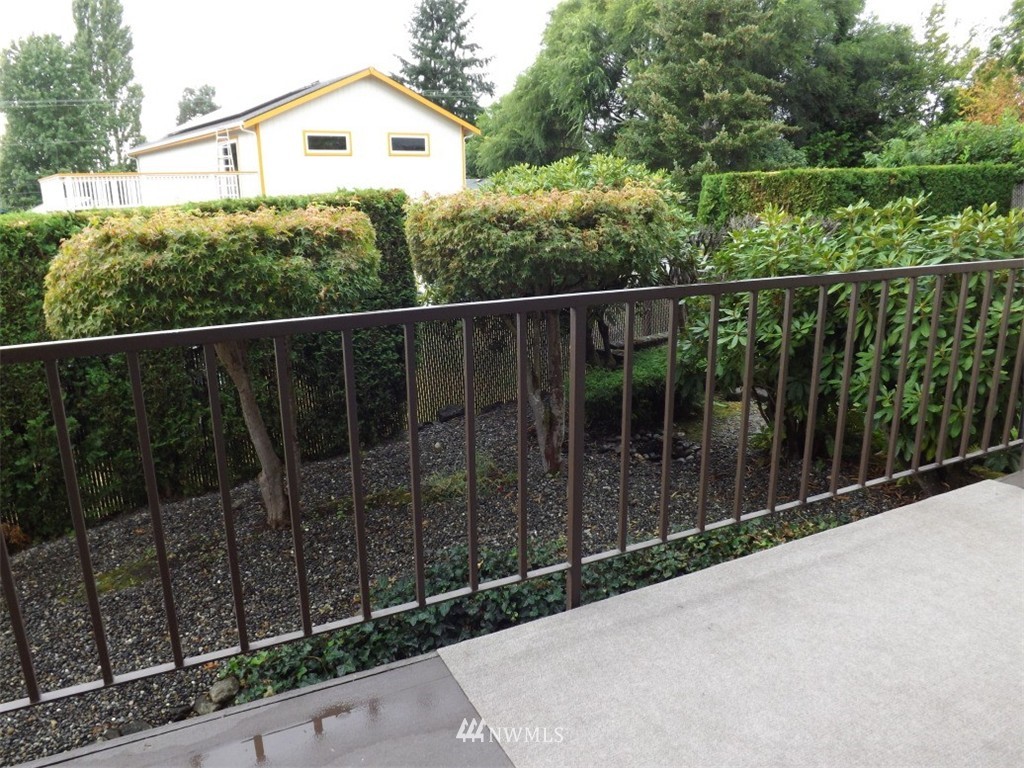 1541 Sheridan Road, Unit A1 Bremerton, WA 98310 - Photo 3 of 18 Gallery Image 3