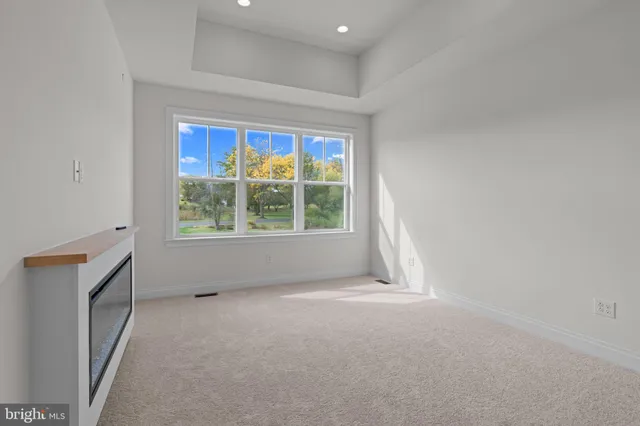 a view of empty room with window