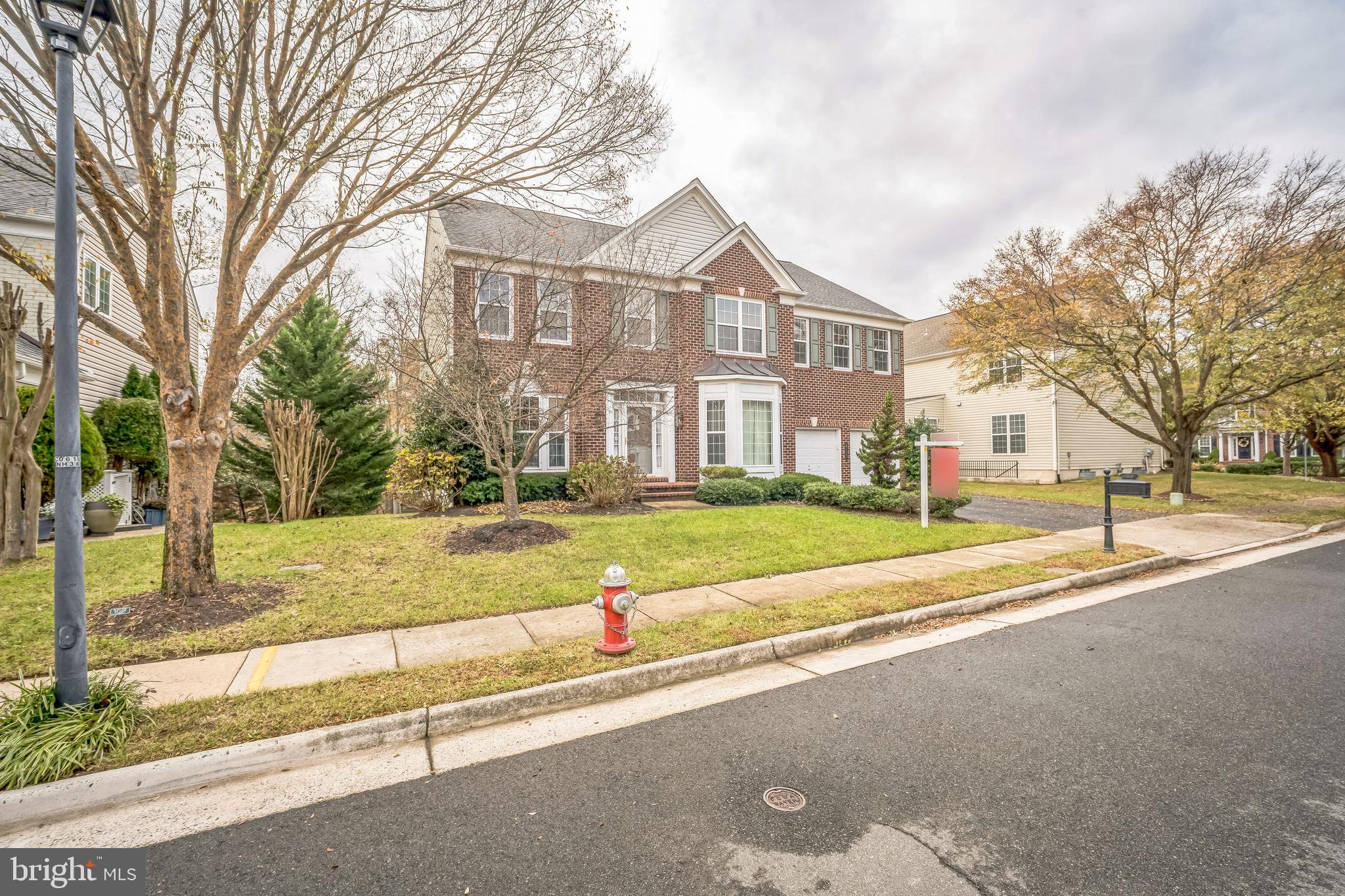 8113 American Holly Road Lorton, VA 22079 - Photo 2 of 50