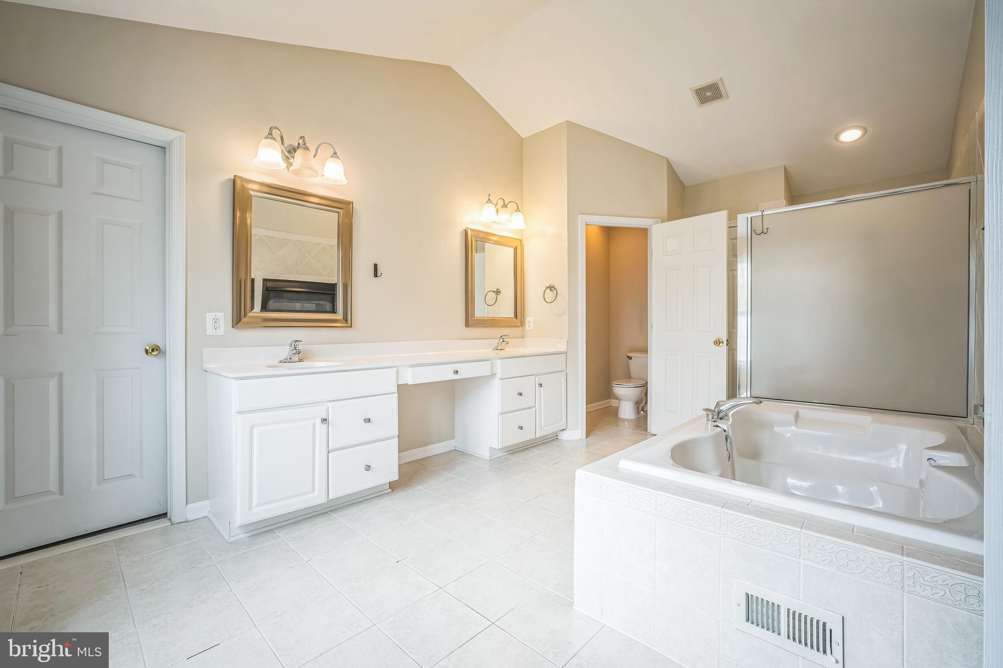 8113 American Holly Road Lorton, VA 22079 - Photo 31 of 50