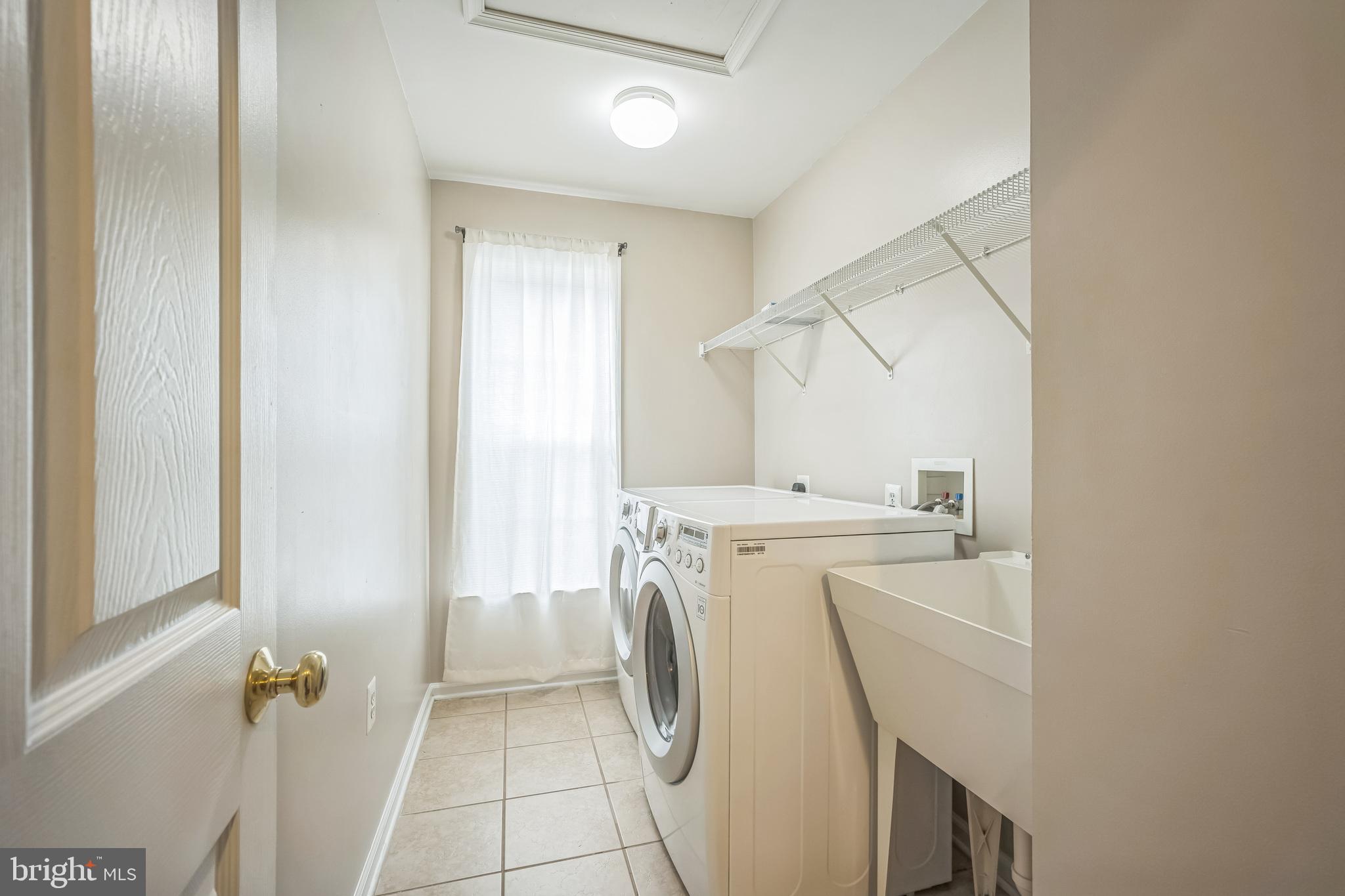 8113 American Holly Road Lorton, VA 22079 - Photo 46 of 50