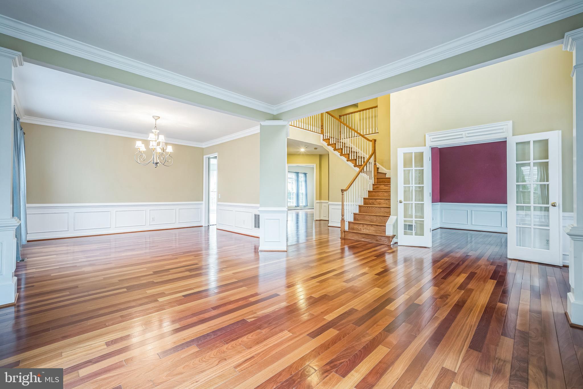 8113 American Holly Road Lorton, VA 22079 - Photo 5 of 50