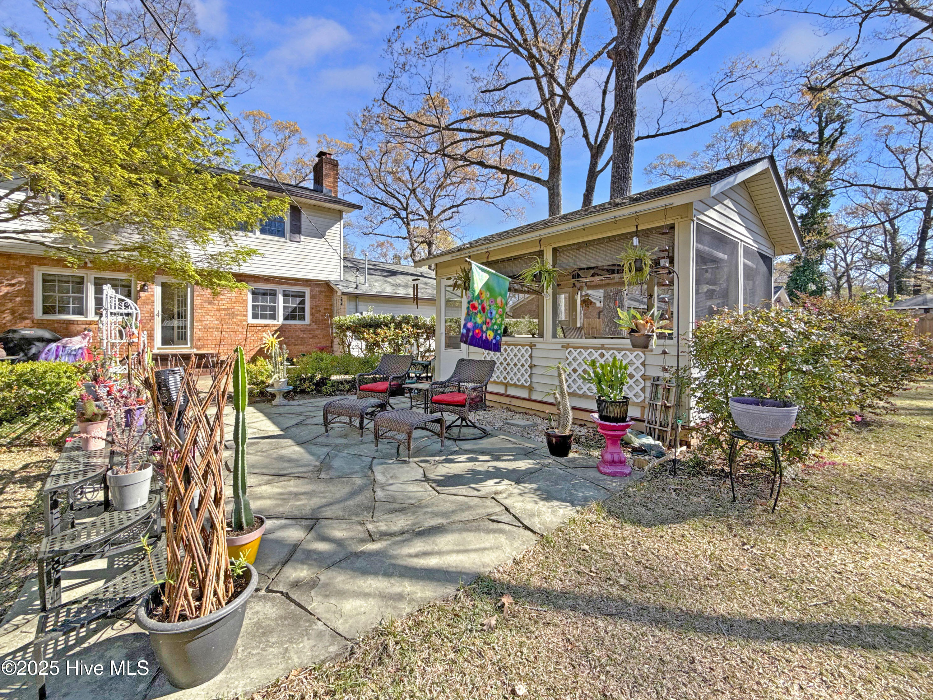 3607 Fox Chase Road New Bern, NC 28562 - Photo 24 of 40 Back - Patio, Screened Porch