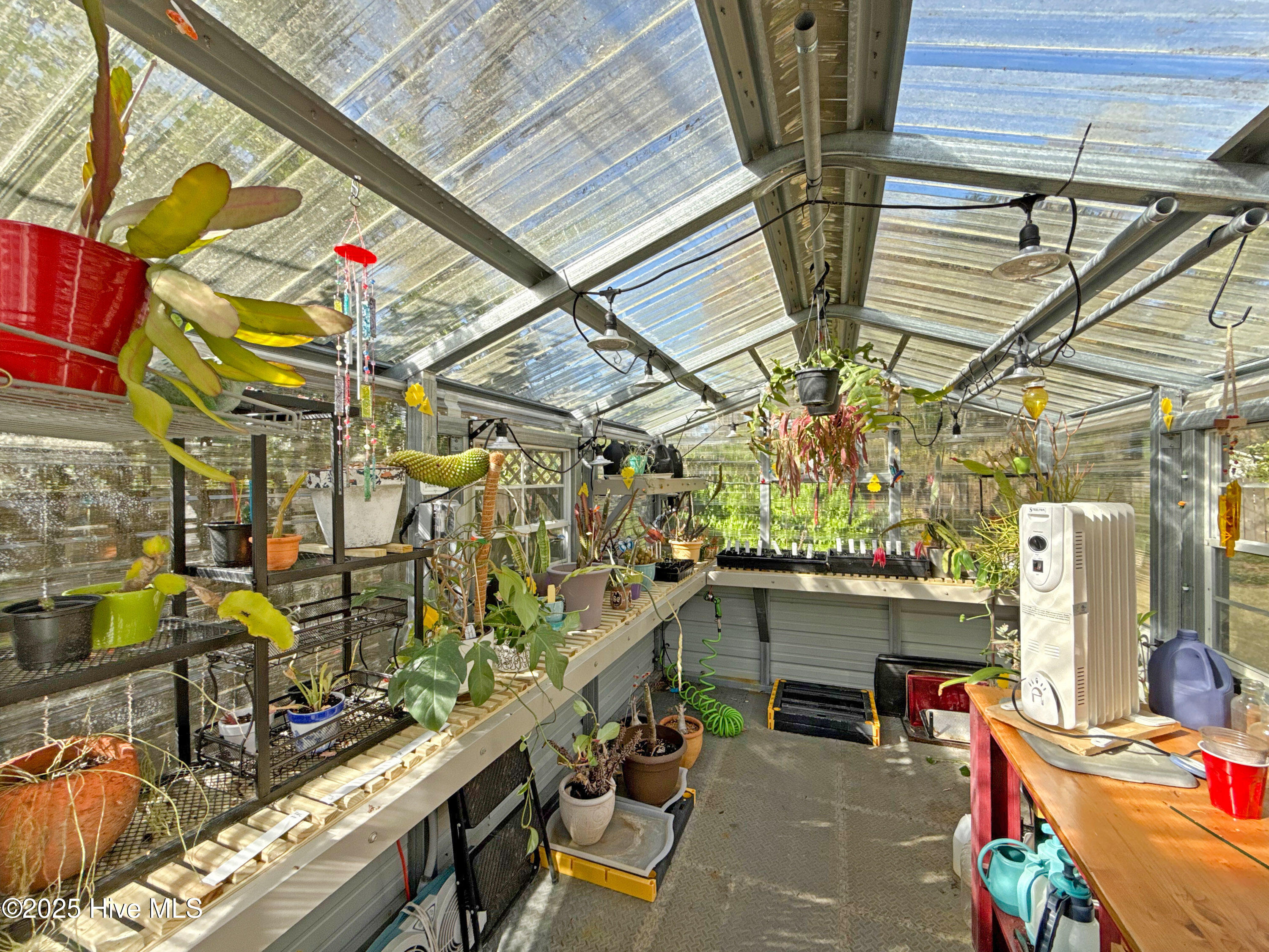 3607 Fox Chase Road New Bern, NC 28562 - Photo 31 of 40 Interior - Greenhouse