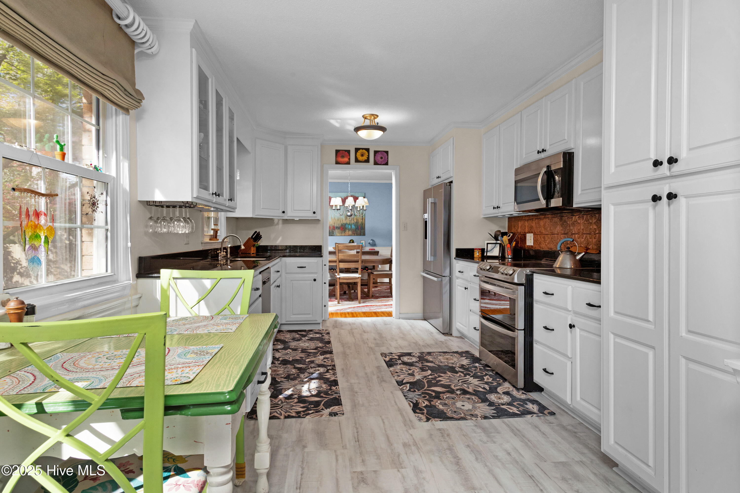 3607 Fox Chase Road New Bern, NC 28562 - Photo 4 of 40 Kitchen