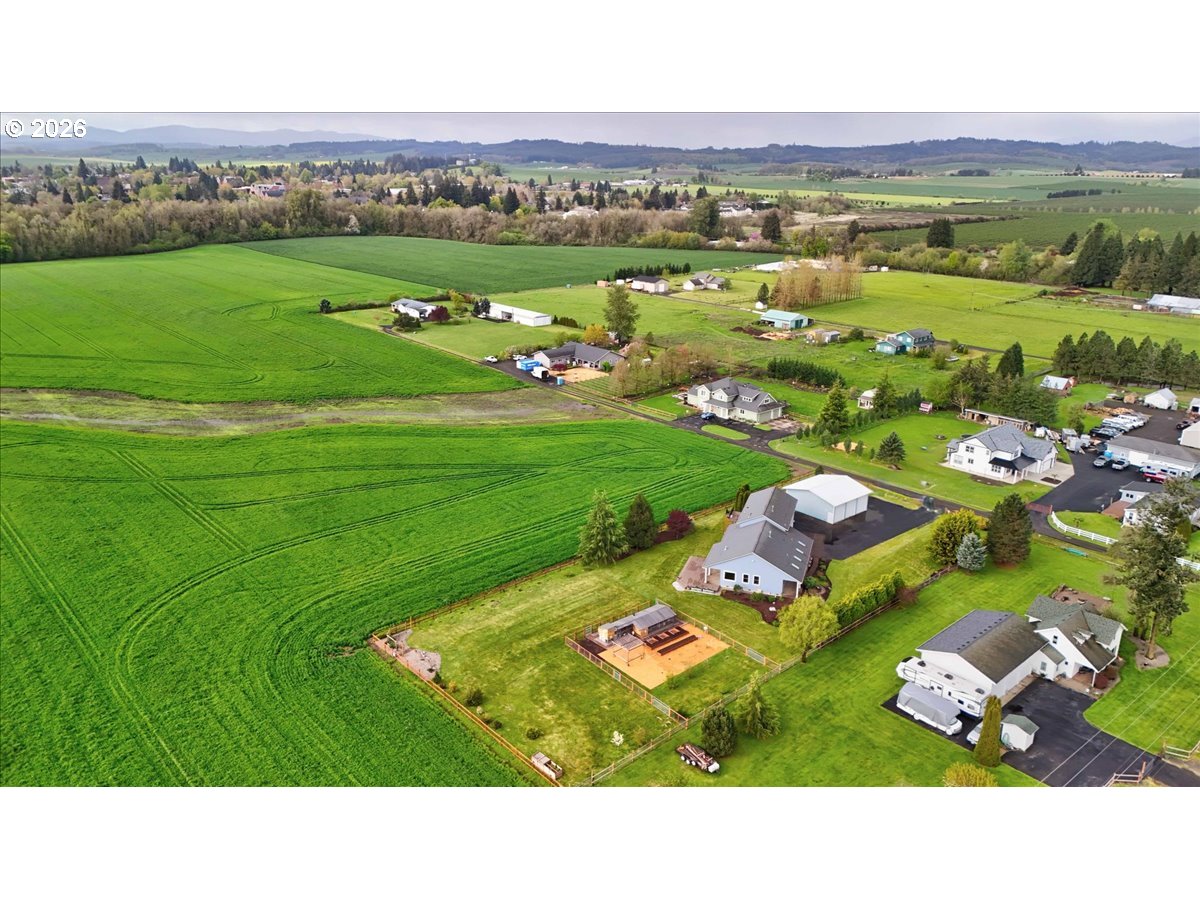 9864 Hoffman Road Monmouth, OR 97361 - Photo 4 of 48 Gallery Image 4