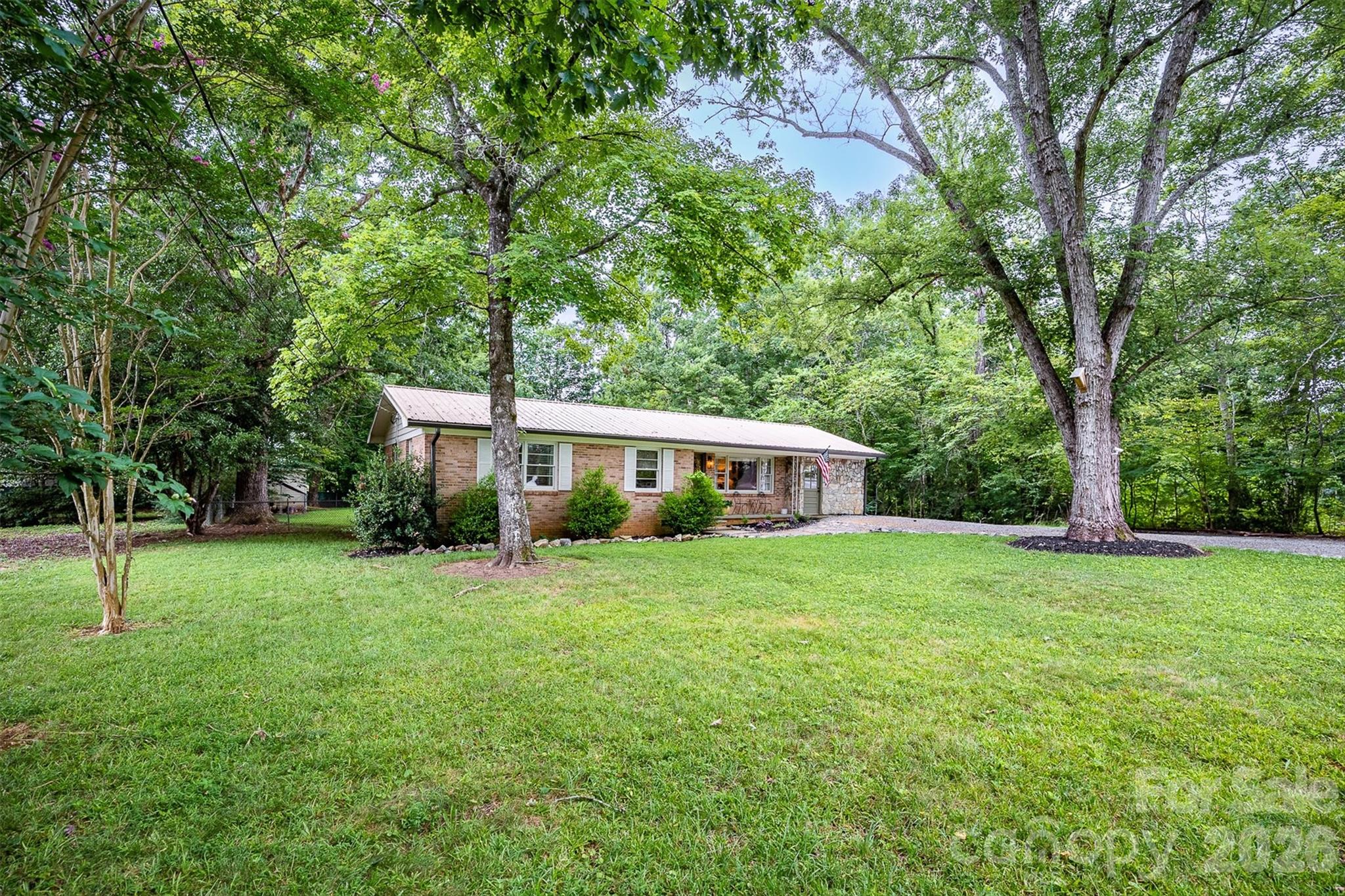 211 Shuffler Road Morganton, NC 28655 - Photo 4 of 29