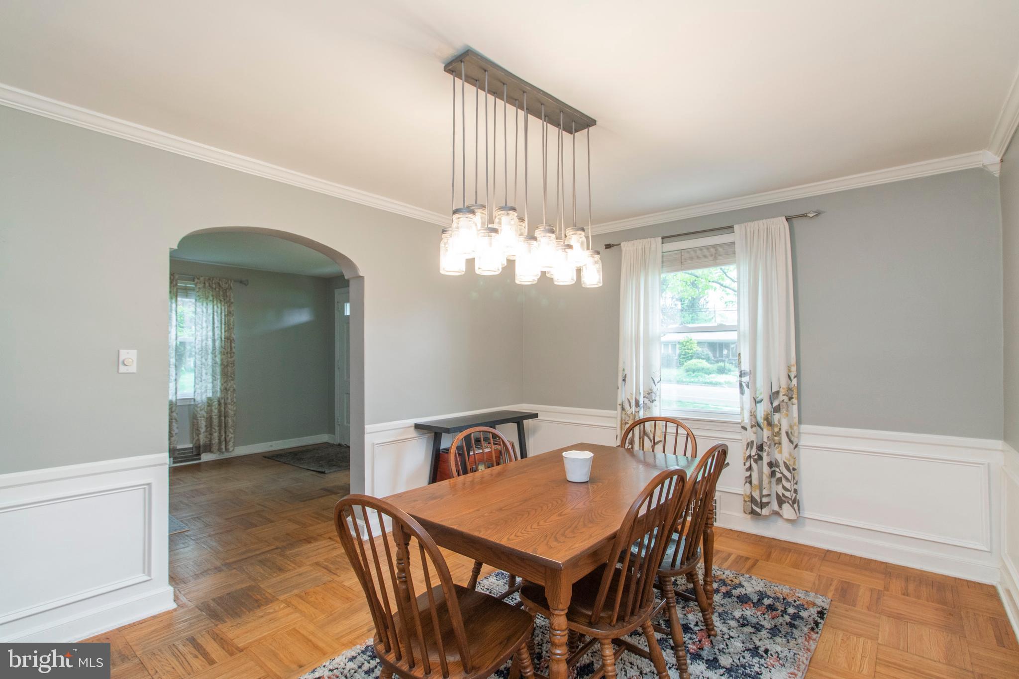 603 Paper Mill Road Oreland, PA 19075 - Photo 7 of 23 Dining room