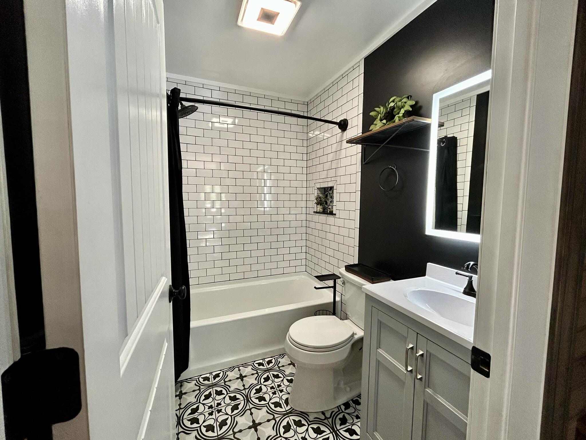 1276 Airline Road Clifton, ME 04428 - Photo 12 of 30 IMG_6823