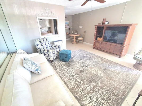 $95,000 | 3000 Springdale Boulevard, Unit V207, Palm Springs, FL 33461