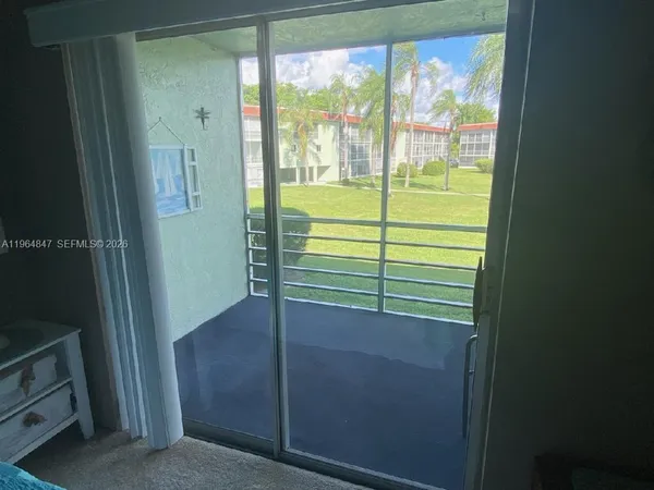 $95,000 | 3000 Springdale Boulevard, Unit V207, Palm Springs, FL 33461