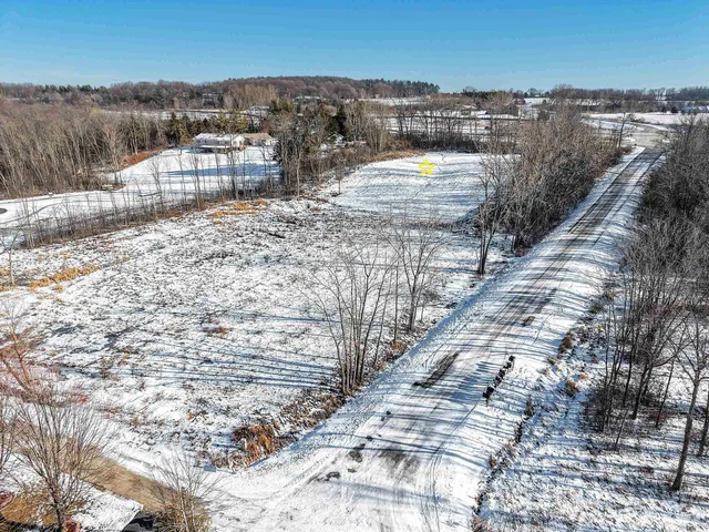 $265,000 | Sun N Surf Drive, Unit 3, Luxemburg, WI 54217