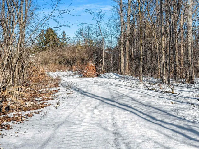 $265,000 | Sun N Surf Drive, Unit 3, Luxemburg, WI 54217