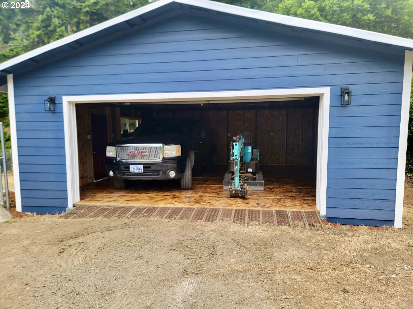 69903 Riddling Road North Bend, OR 97459 - Photo 21 of 33 Gallery Image 21