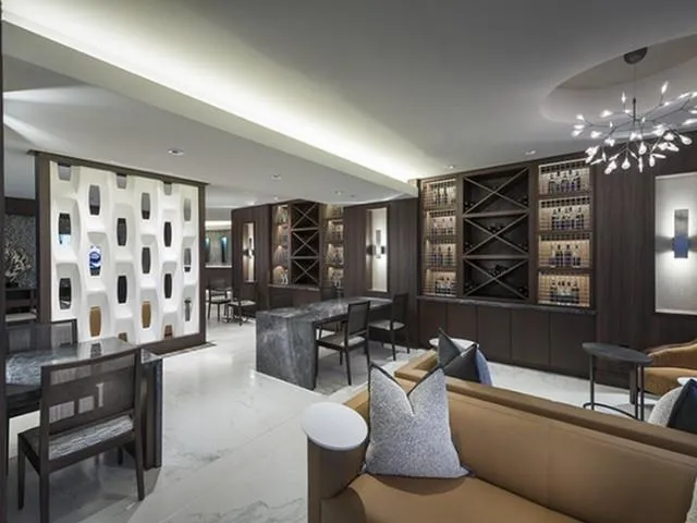 $2,152 | 3150 Roswell Road Northwest, Unit 1803, Atlanta, GA 30305