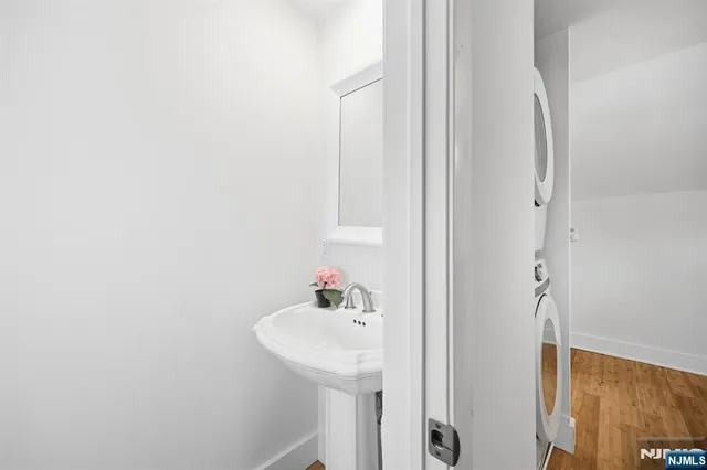 $3,800 | 136 7th Avenue, Unit 2, Westwood, NJ 07675