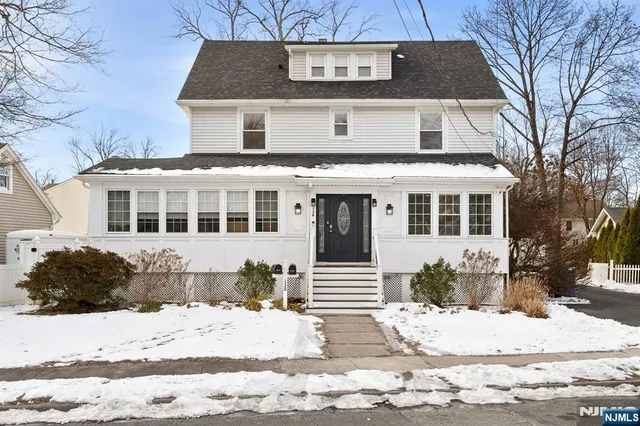 $3,800 | 136 7th Avenue, Unit 2, Westwood, NJ 07675