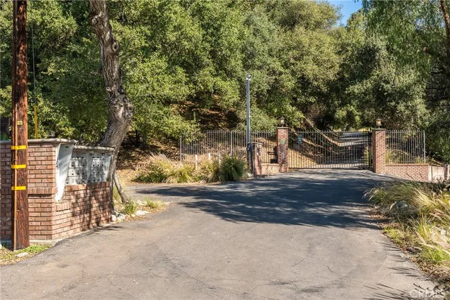 $2,900,000 | 1018 North Glendora Avenue, Glendora, CA 91741