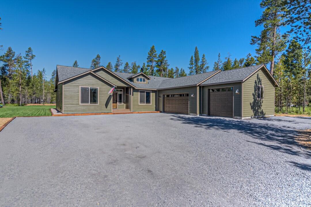 55085 Jackpine Way Bend, OR 97707 - Photo 1 of 36 thumbnail_IMG_6819