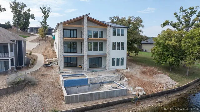 $6,699,000 | 2 A Casas Del Lago Osage Beach, Osage Beach, MO 65065