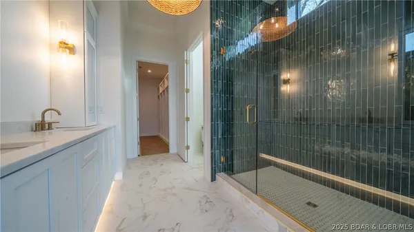 $6,699,000 | 2 A Casas Del Lago Osage Beach, Osage Beach, MO 65065