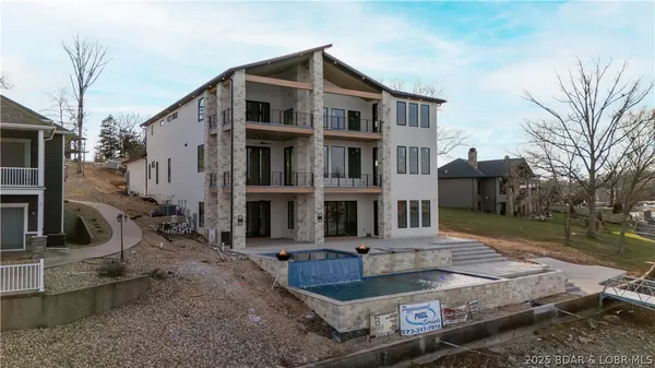 $6,699,000 | 2 A Casas Del Lago Osage Beach, Osage Beach, MO 65065