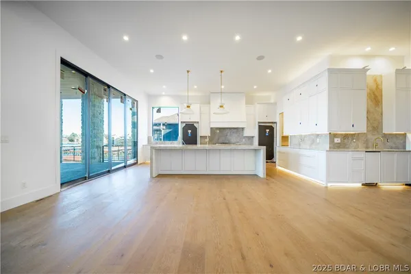 $6,699,000 | 2 A Casas Del Lago Osage Beach, Osage Beach, MO 65065