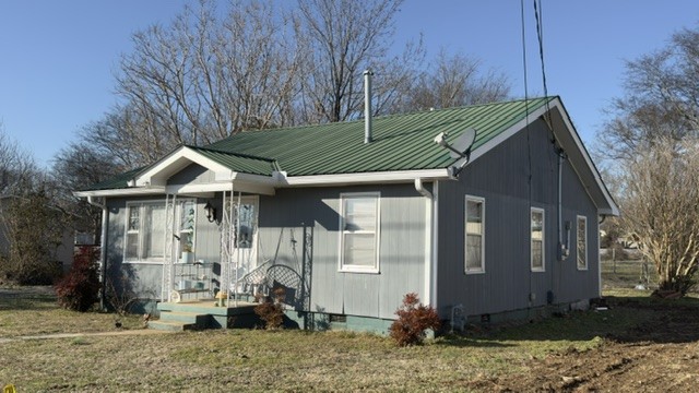 914 East Main Street Watertown, TN 37184 - Photo 2 of 15