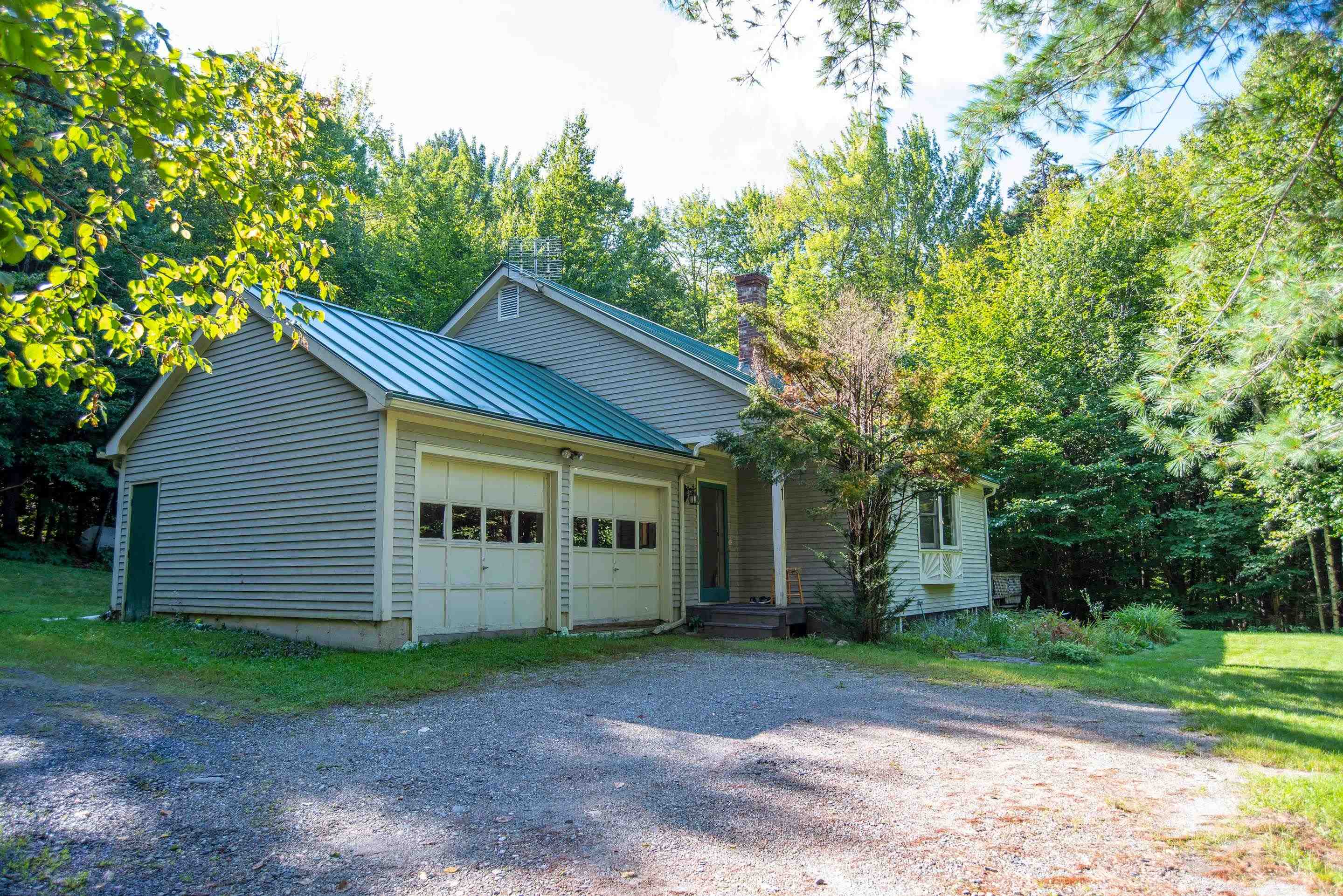 119 Upper Barnett Hill Road Middlesex, VT 05602 - Photo 2 of 39