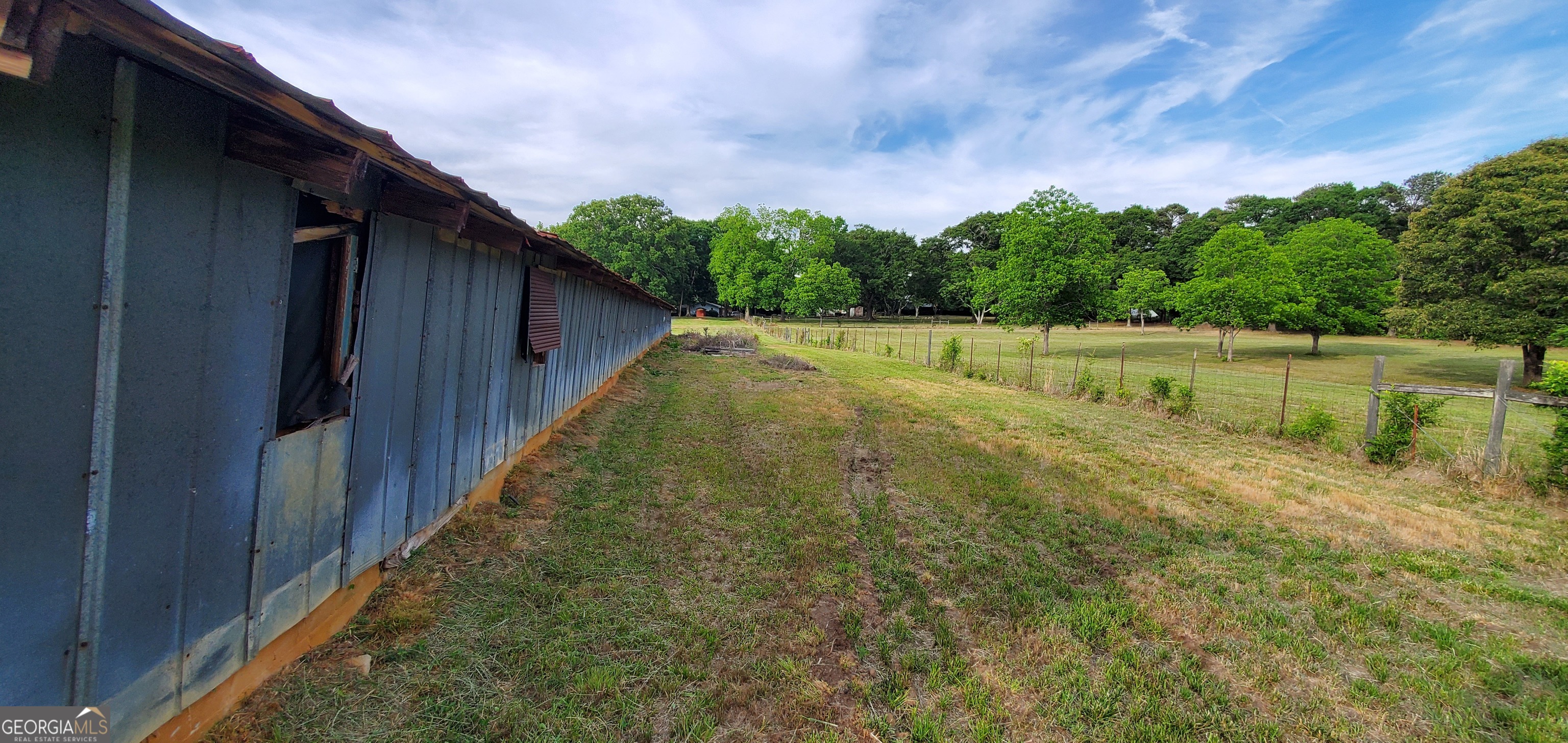 1135 Burger Road Watkinsville, GA 30677 - Photo 9 of 20 a view of an outdoor space and a yard