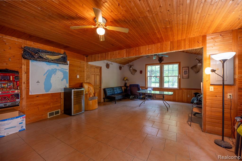 3591 Curry Road Caro, MI 48723 - Photo 17 of 29