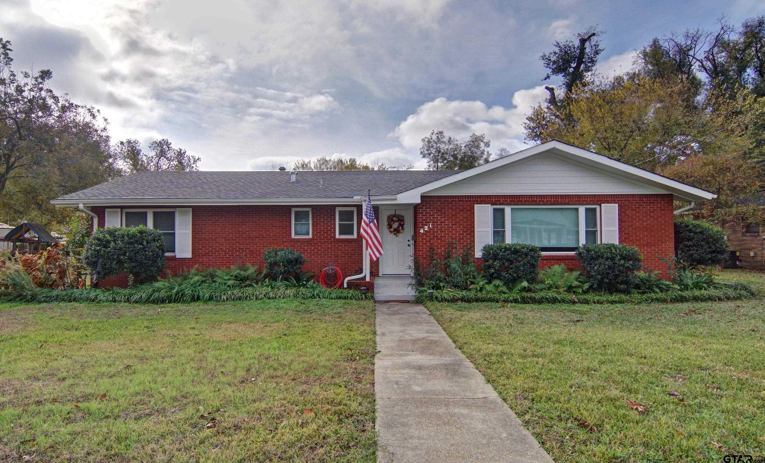 421 West Buchanan St  