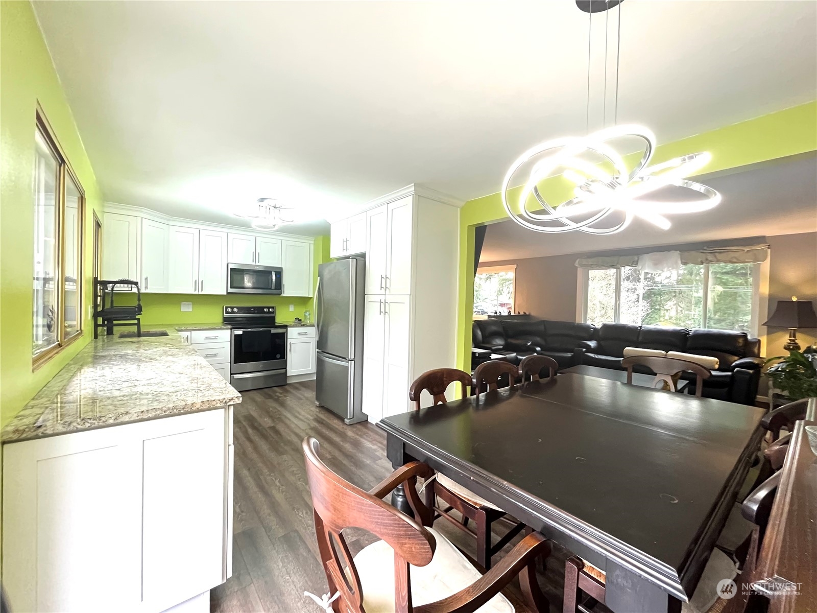 17340 Southeast 149th Street Renton, WA 98059 - Photo 4 of 23