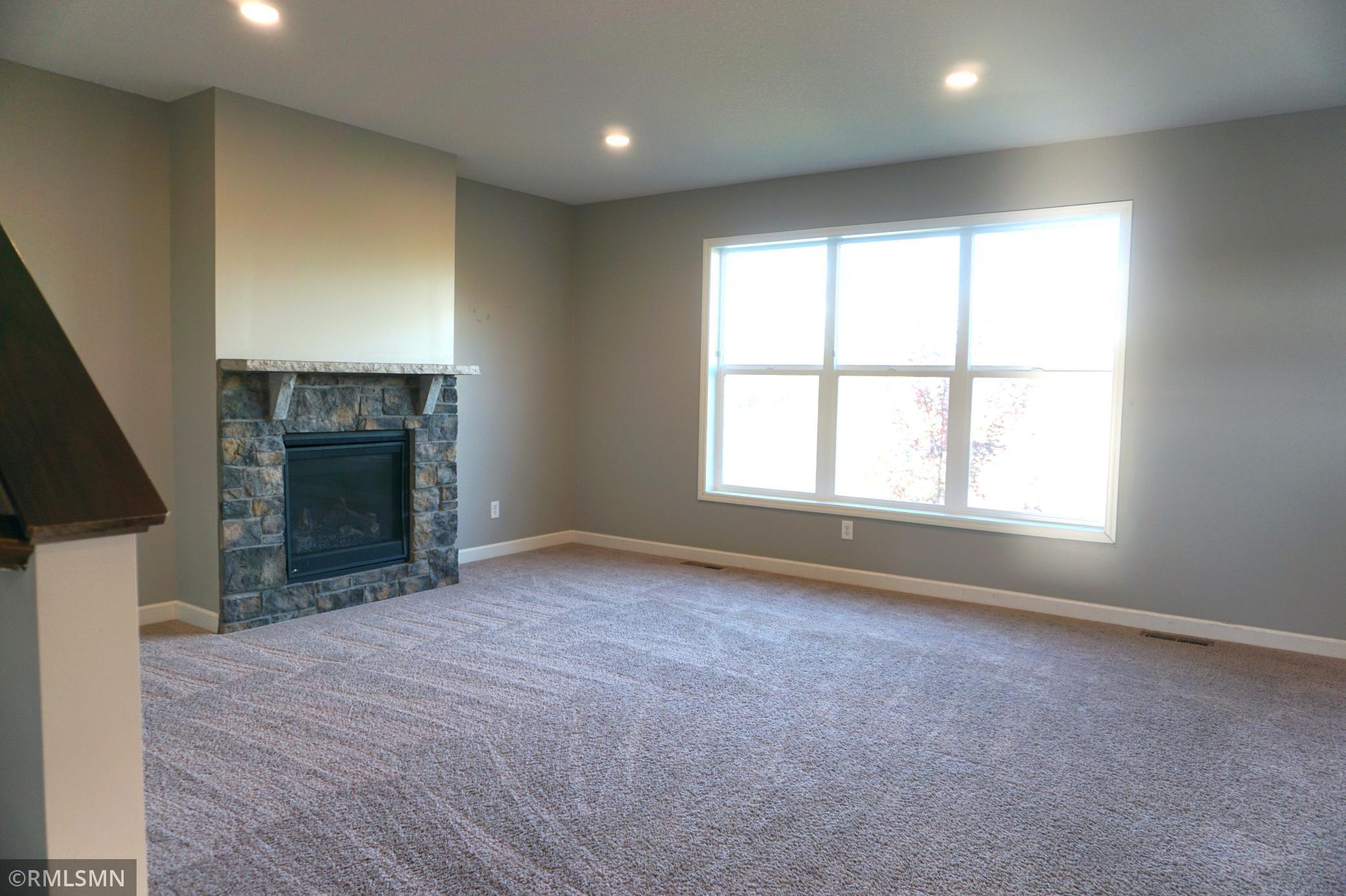 20899 Hardwood Road North Forest Lake, MN 55025 - Photo 4 of 23