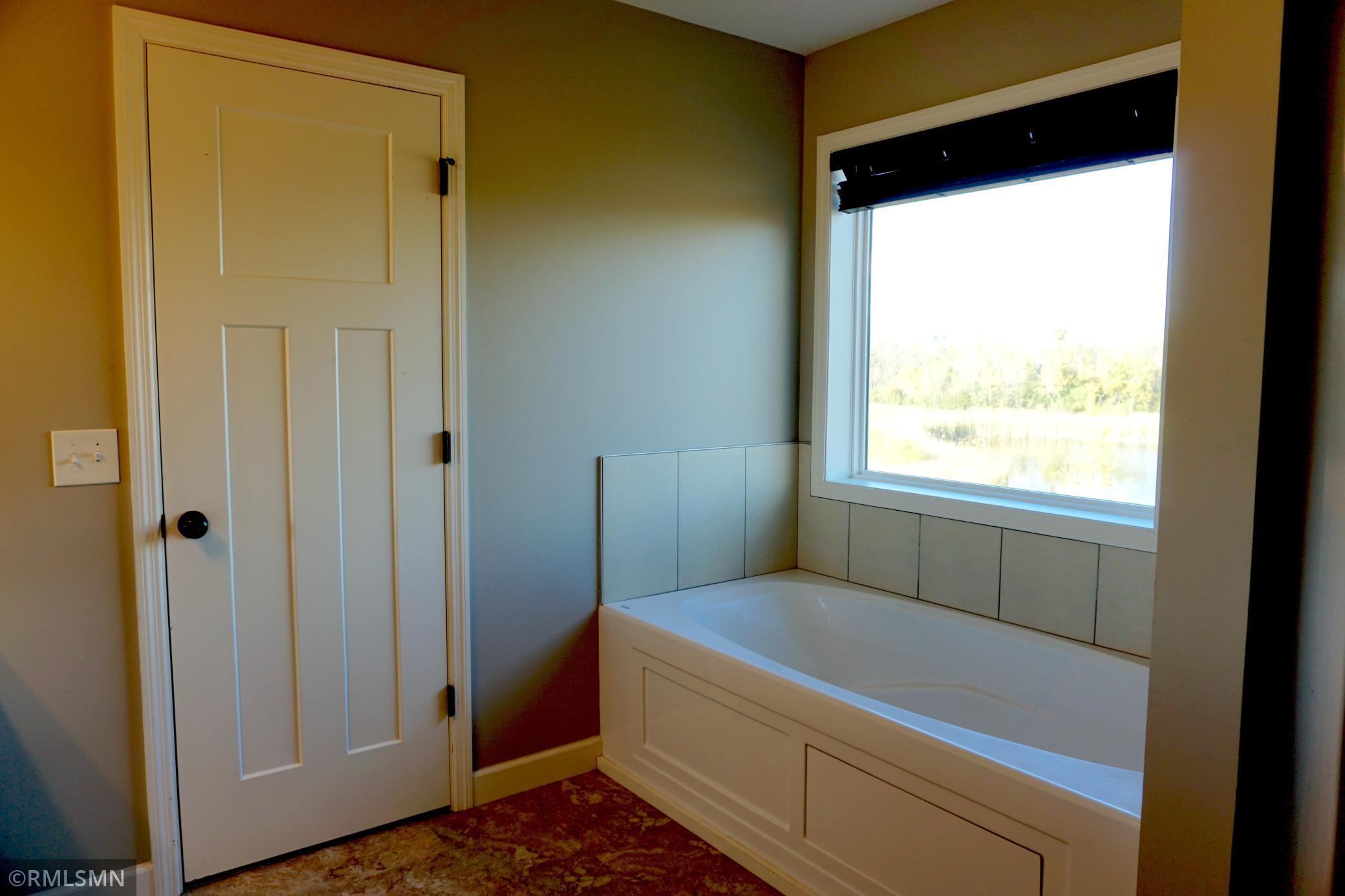 20899 Hardwood Road North Forest Lake, MN 55025 - Photo 9 of 23