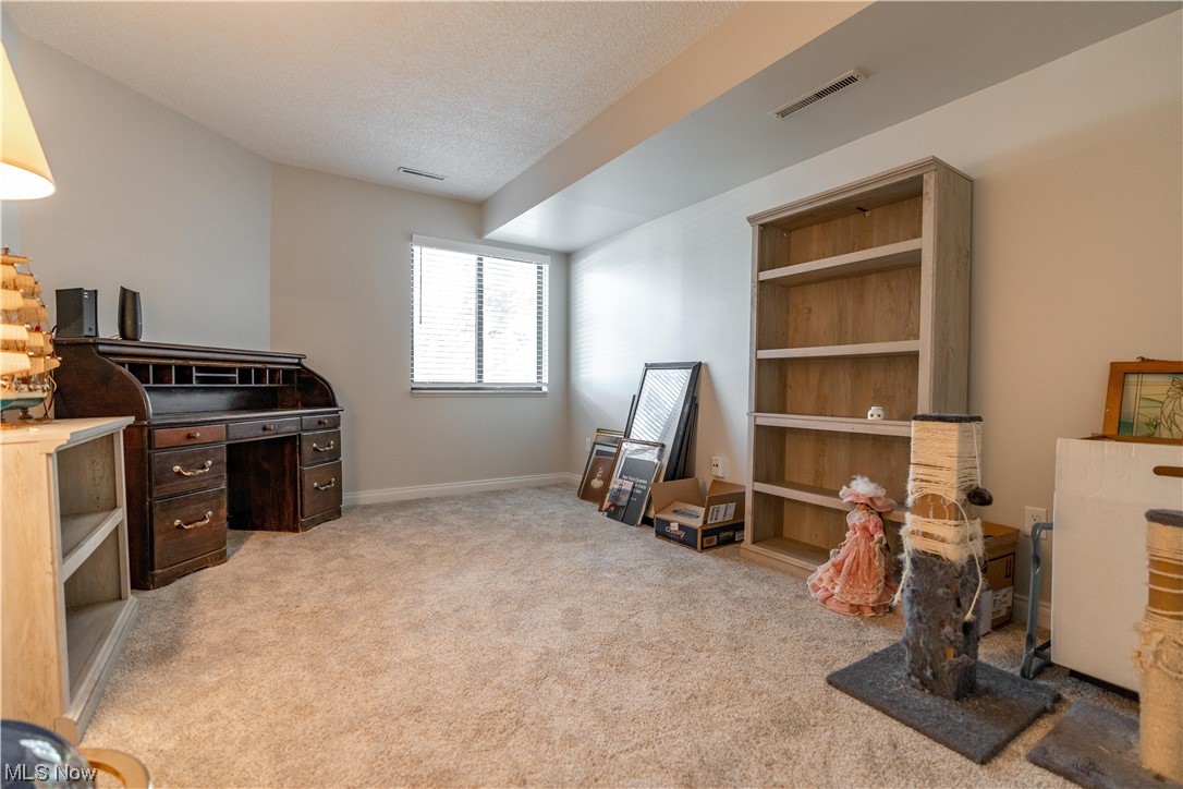 1030 Hampton Ridge Drive Akron, OH 44313 - Photo 13 of 29