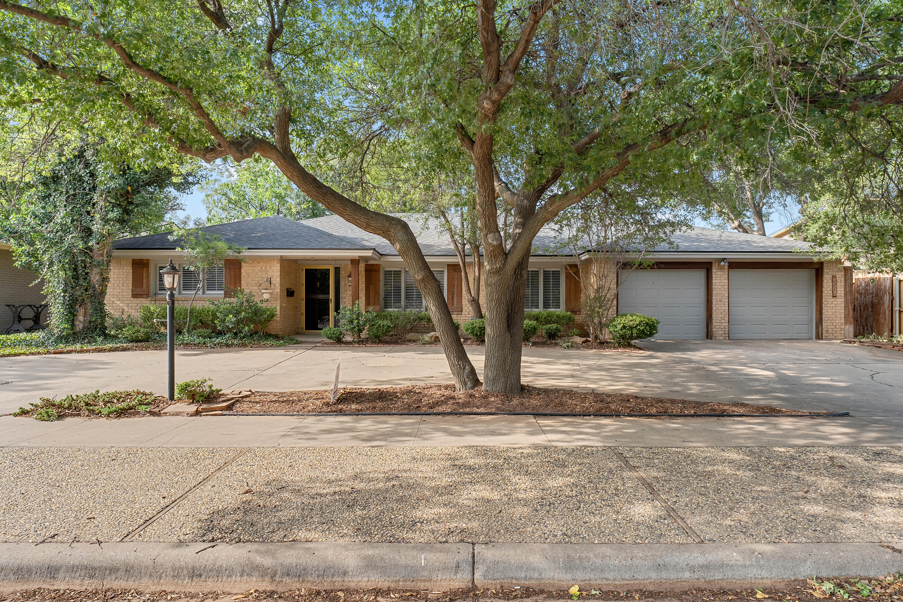 4017 69th Street Lubbock, TX 79413 - Photo 1 of 38 DSC01659
