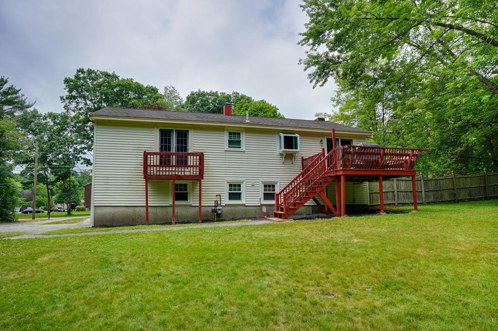 18 Whittier Road Billerica, MA 01821 - Photo 3 of 17 Gallery Image 3