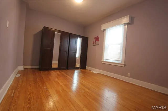 $1,700 | 7028 Glades Avenue, St. Louis, MO 63117