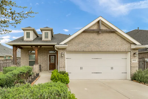 $349,000 | 29114 Parker Trace Drive, Fulshear, TX 77441