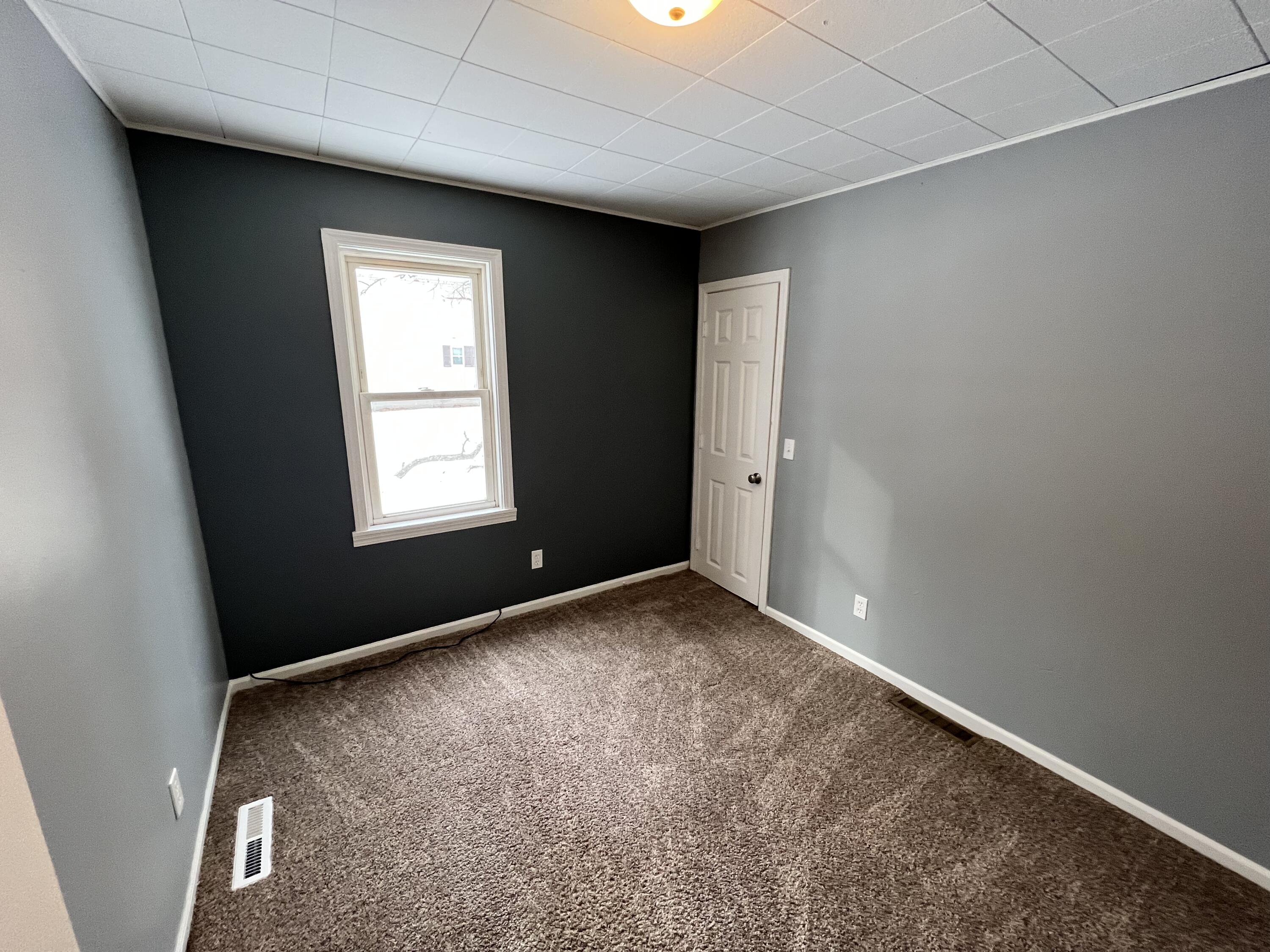 1046 Ducey Avenue Muskegon, MI 49442 - Photo 10 of 13 10 - Bedroom