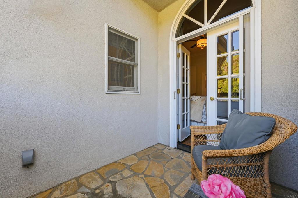 4248 Citrus Drive Fallbrook, CA 92028 - Photo 36 of 71 a bedroom with a bed and a window